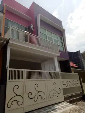 !️JUAL CEPAT!️Rumah 2 Lantai Siap Huni diPerum Ketintang SBY.
