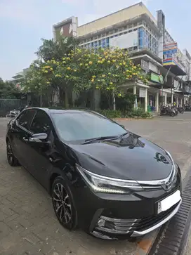 (HARGA TUNAI) LOW KM  COROLLA ALTIS V 2017