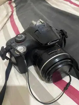 Canon PowerShot SX30 IS - Kamera Superzoom