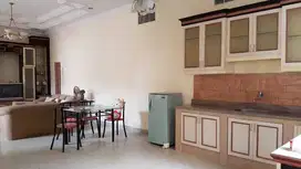 Sewa Rumah Jelambar 10x20 Bagus Semi Furnish 3+1 Kamar Tidur 2 Lantai