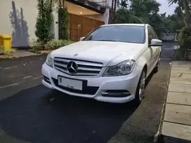 Mercedes-Benz C200 Avantgarde 2013 Putih KM 20Rb Mercy