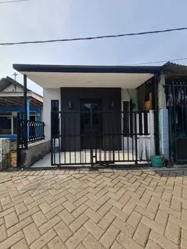 Rumah Candi Barat Sidoarjo