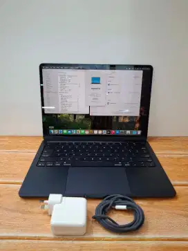 SECOND MACBOOK AIR M4 13INC 16/256 MIDNIGHT