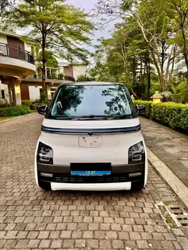 BU CASH! WULING AIR EV LONG RANGE 2022 SUPER LOW KM BELI DARI BARU JOS