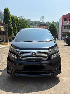 Toyota Vellfire tahun 2011