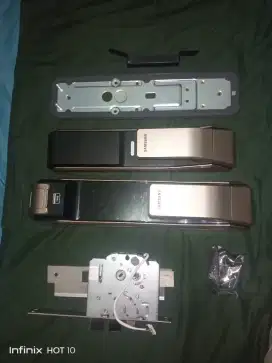 Samsung digital door lock second