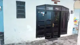 Rumah 2 tingkat dekat jalan raya