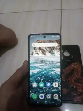 Infinix smart 8 ram 4/128 GB