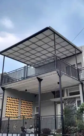 Kanopi mezzanine minimalis modern