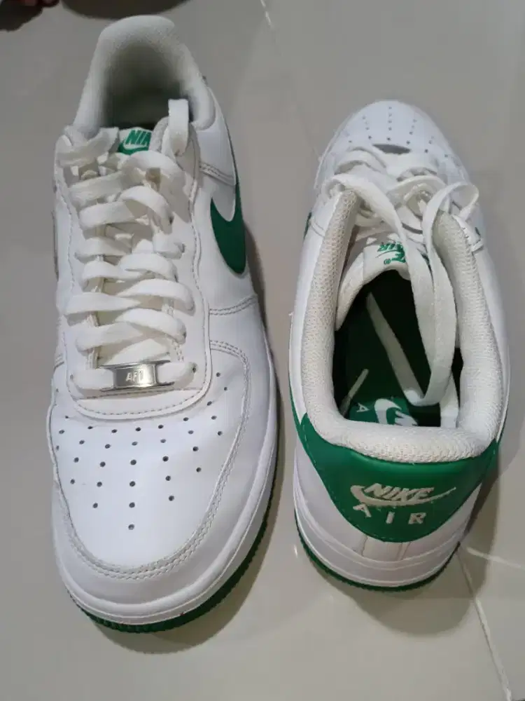 Sepatu Nike Air Warna Putih Hijau