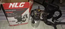 Barang bongkar gudang