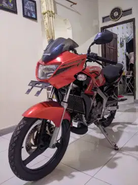 Kawasaki ninja R 2015 orange