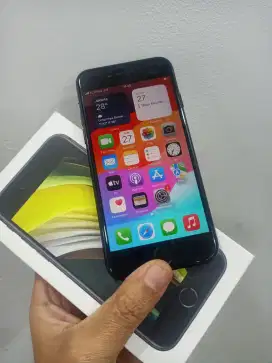 Iphone se 2020 64gb resmi ibox se Indonesia langka