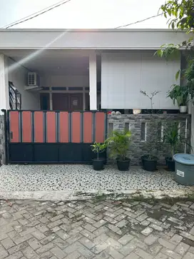 Dijual Rumah di Perum Griya Sepatan