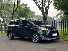 Dijual Toyota Sienta Q 2017 (Tangan Pertama Dari Baru)