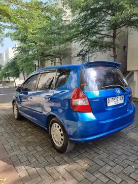 JUAL CEPAT ~MOBIL MULUS,Honda Jazz 2006 Bensin
