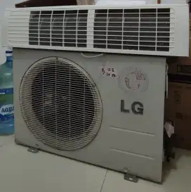 AC 1,5 PK bekas kantor. Berfungsi baik, dingin