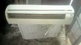 Beli AC bekas rusak