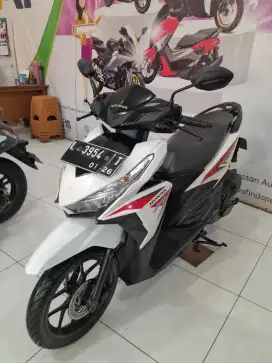 HONDA VARIO 125 CBS 2016 PUTIH