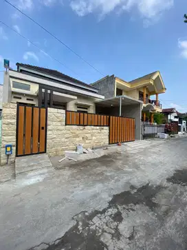 Rumah Baru Siap Huni di Candi2 100m ke Suhat Kampus UB Borobudur