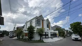 Rumah Baru Gress Minimalis 2 Lantai Cakep Tandes Asri / Darmo Harapan