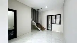 FREE BPHTB RUMAH BARU JALAN UTAMA KUTISARI INDAH