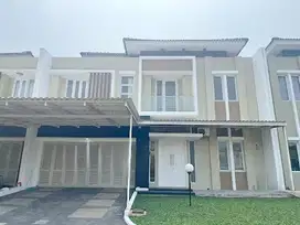 Rumah Siap Huni Strategis Cluster San Lorenzo Gading Serpong Dijual Ru