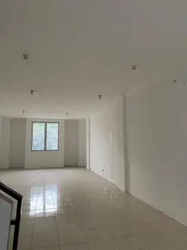 Dijual murah ruko Cemara di harapan indah Bekasi