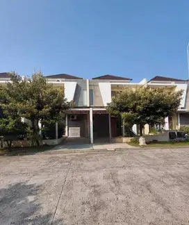 Dijual Cepat Rumah 2 Lantai di Cluster Arana di  Harapan Indah Bekasi