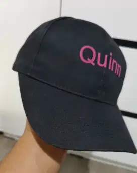 Topi Quinn fashion