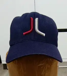 Topi JL istimewa