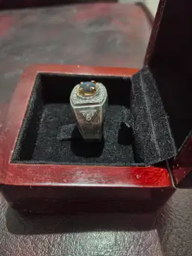 Cincin Pria Batu Cat Eye (Chrysoberyl)