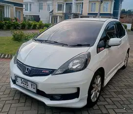 Honda jazz rs 2014 manual