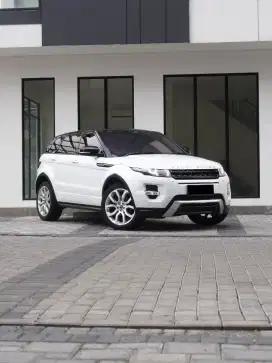 Land Rover Range Rover Evoque Dynamic Si4 2012