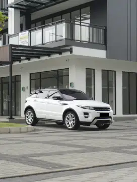 Land Rover Range Rover Evoque Dynamic Si4 2012