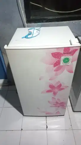Kulkas satu pintu sharp