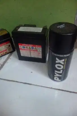 dua aki bekas nmax normal, pilox baru hitam doff jual/tukar hp minus