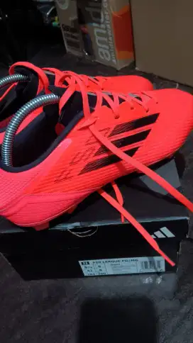 Sepatu Sepakbola Adidas F50 League FG/MG