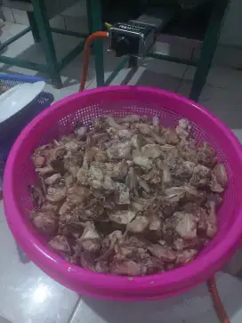 Siap diajak kerja paruh waktu/freelance jurumasak