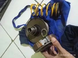 Pully belakang dan kampas ganda beat karbu