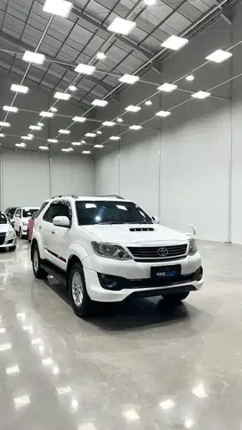 TDP 30jt! Toyota Fortuner VNT TRD 2013, Plat L, KM 136rb,Pajak Panjang