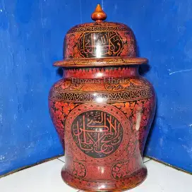 Guci hias kaligrafi (sepasang)