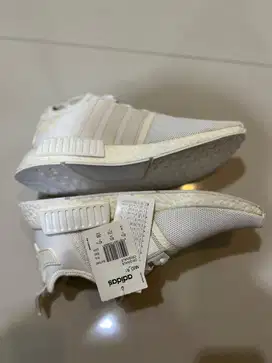Adidas Nmd R1 Triple White