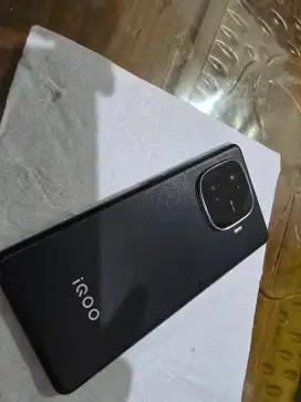 IQOO  Z9 12/256 GB