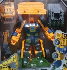 Di Jual Mainan Anak-Anak Robot-Robotan Bisa Jadi Mobil-Mobilan.