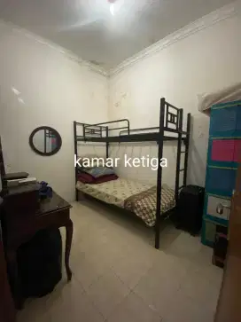 Rumah komplek sekneg pinang tangerang