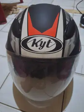 Helm KYT DJ MARU size XL