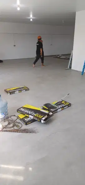 Jasa Pasang Lantai vinyl anti bakteri SPC WPC deck surabaya