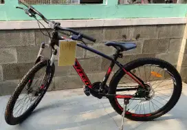 Sepeda gunung MTB merk United