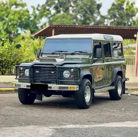 Landrover Defender 110 3.5L V8 4x4 Manual 1991 / Collector Item